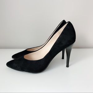 Nine West black suede heel pump